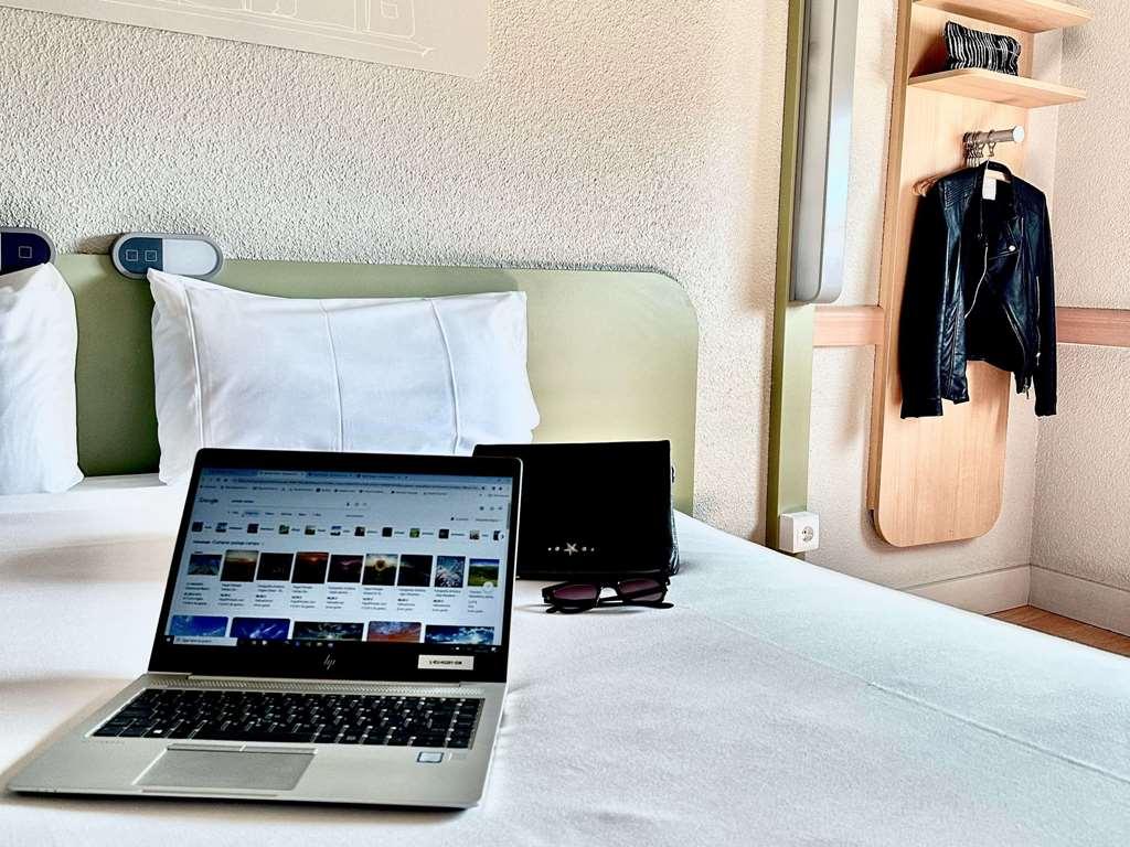 ホテル イビス マドリッド アルコルコン モストレス  部屋 写真